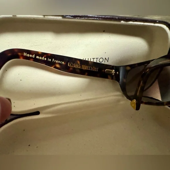 Louis Vuitton Vintage 2006 Square Sunglasses - brown - Picture 6 of 10